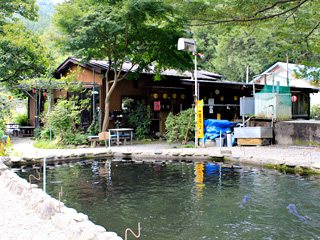 田舎料理と釣り堀 鮎川魚苑の写真