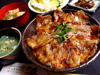 群馬名物 麦豚丼の上州亭の写真