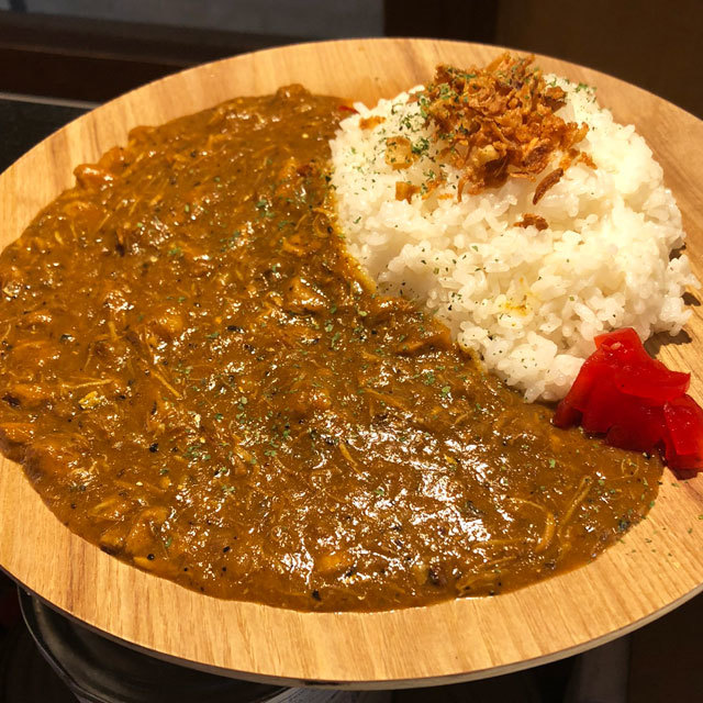 ブレンドスパイスと魚介のダシ 毎日食べたくなる魅惑のカレー 今日のやきオシ テイクアウト ブシノカレー ちょい呑み処 新橋 カレー インド料理 高崎市 ぐんラボ ブレンドスパイスと魚介のダシ 毎日食べたくなる魅惑のカレー 今日のやきオシ テイクアウト ブシノカレー ちょい呑み処 新橋 カレー インド料理 高崎市 ぐんラボ