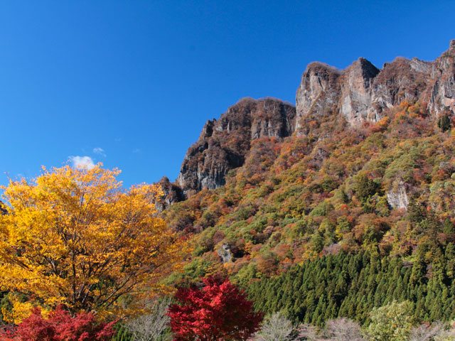 妙義山 群馬の紅葉特集21 紅葉 季節 自然 富岡市 イベント情報 ぐんラボ